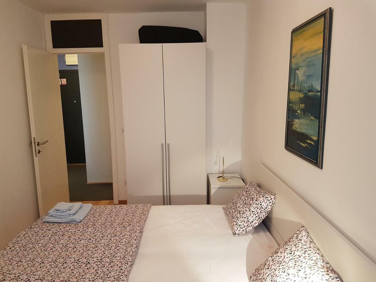 Apartman Ella Appartement Zagreb Buitenkant foto